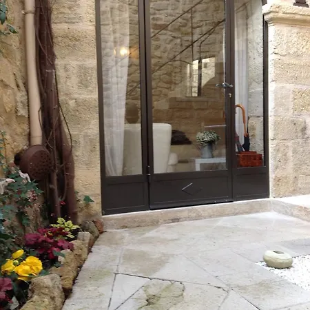Nocleg ze śniadaniem Un Patio En Luberon Ansouis