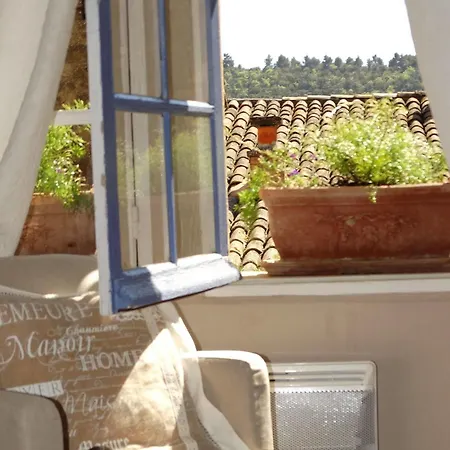 Un Patio En Luberon