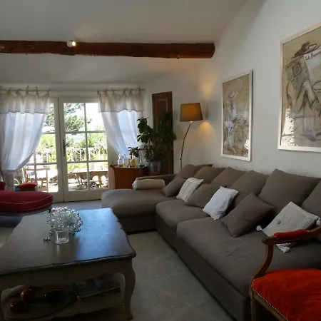 Un Patio En Luberon *