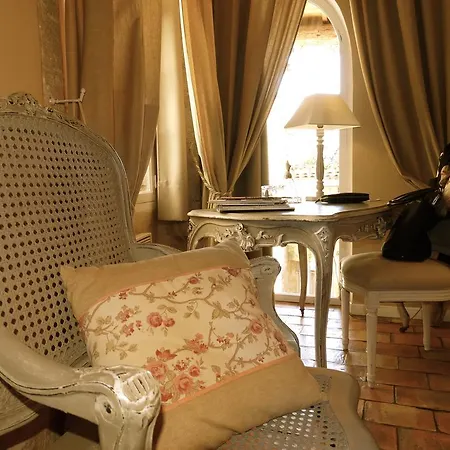 Un Patio En Luberon * Ansouis