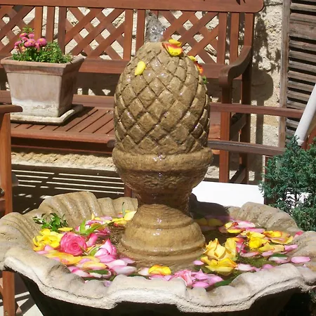 Bed & Breakfast Un Patio En Luberon Ansouis