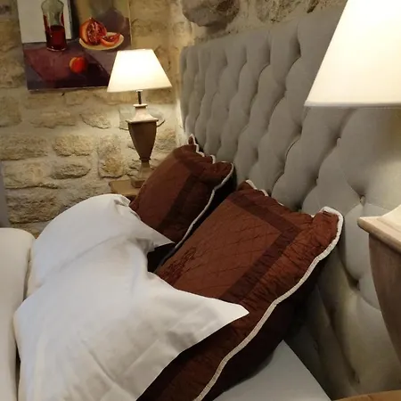 Un Patio En Luberon *