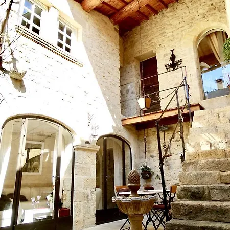 Un Patio En Luberon