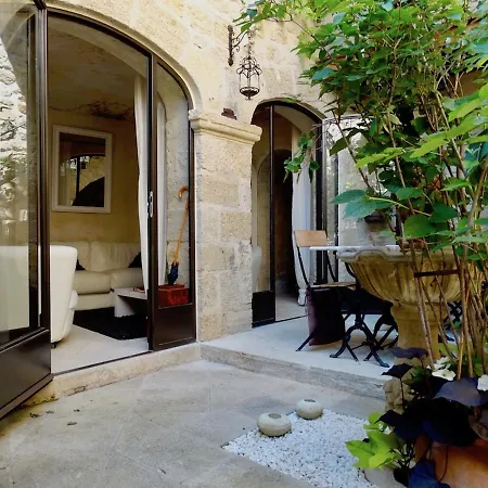 Un Patio En Luberon