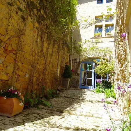 Un Patio En Luberon